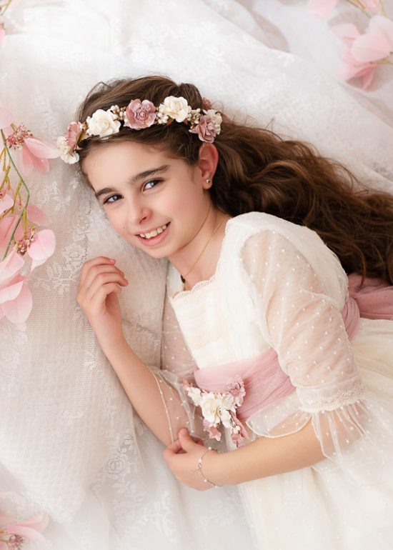 reportajes fotográficos de comunión en estudio y exteriores