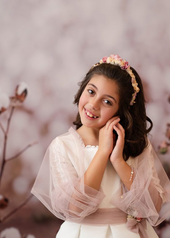 reportajes fotográficos de comunión en estudio y exteriores